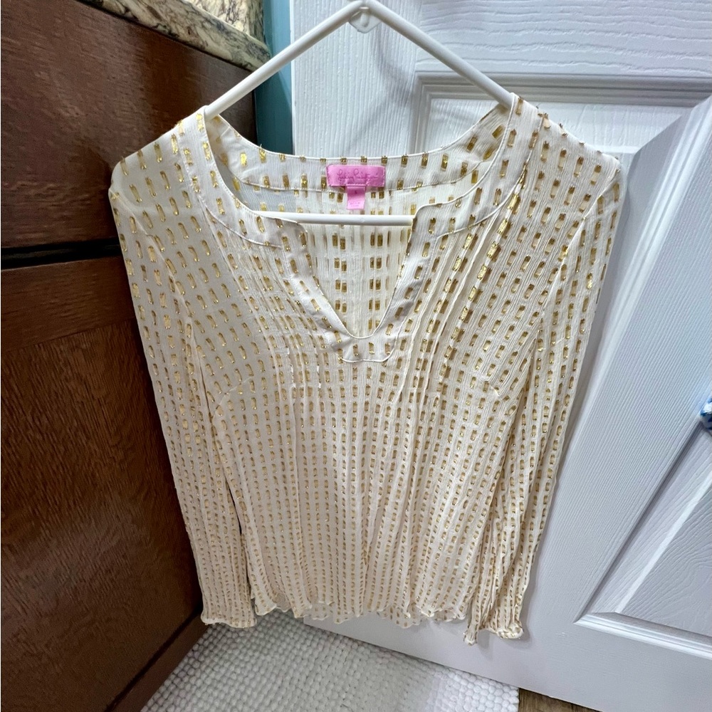 Lilly Pulitzer ivory/gold metallic top! XS